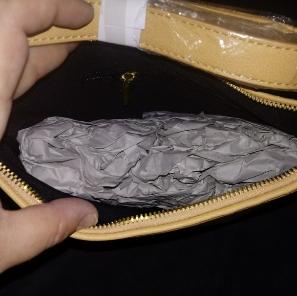 🌠NWOT Harper Vegan Leather Purse🌠 - Picture 5 of 5